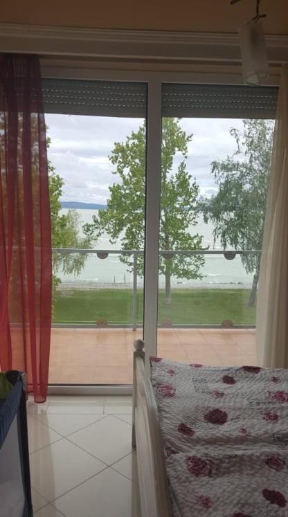 Gruber Apartman Шіофок Екстер'єр фото